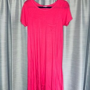Coral-pink LuLaRoe Carly